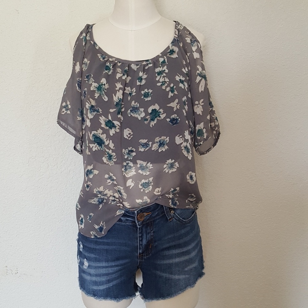Full Tilt | Cold Shoulder Top | Floral | Small